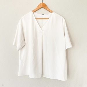 Uniqlo White V-Neck Boxy Top Size XL